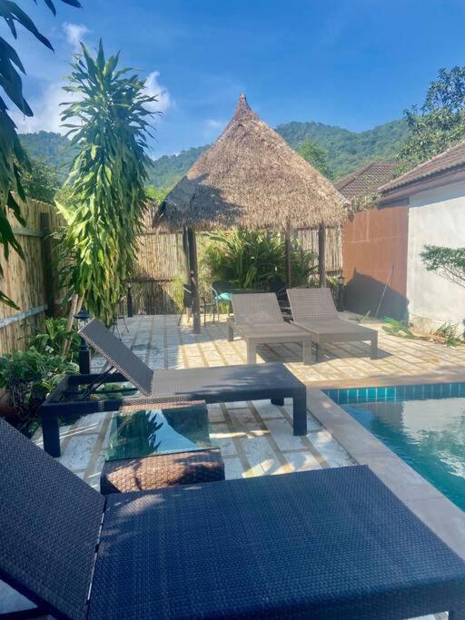Bamboo Villa Тау Экстерьер фото